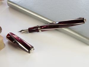 Visconti Divina Elegance Bordeaux Füllfederhalter, Edelharz, KP18-08-FP